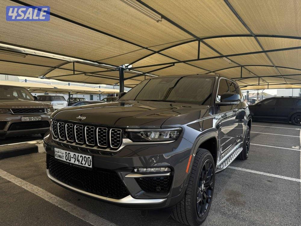 GRAND CHEROKE SUMMIT 4*4 :للبيع0