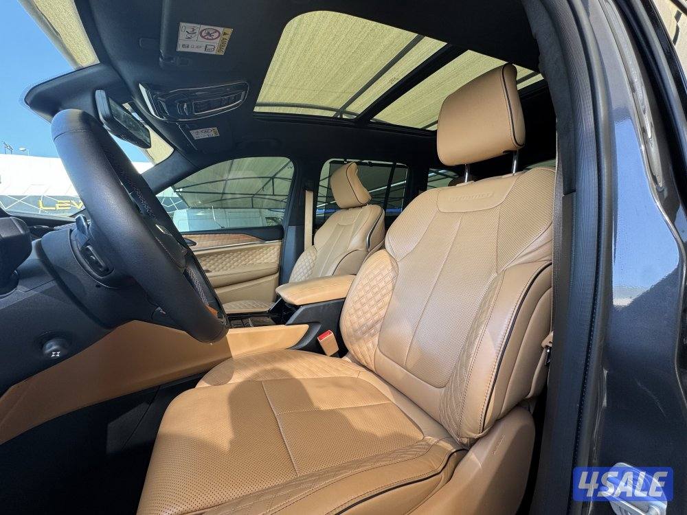 GRAND CHEROKE SUMMIT 4*4 :للبيع4