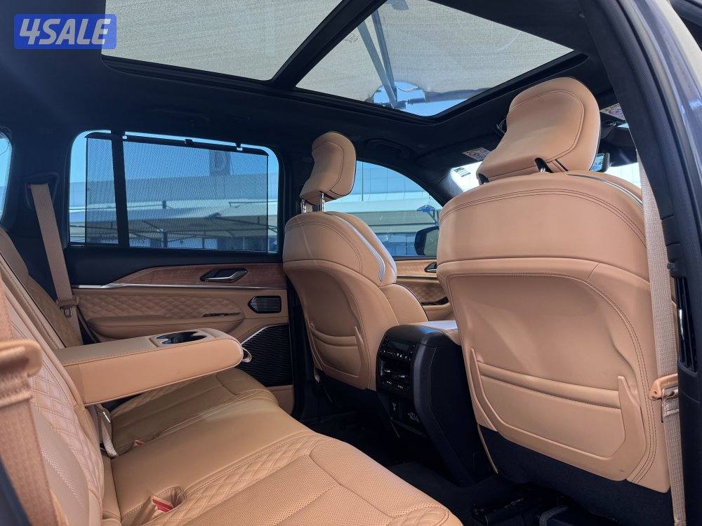 GRAND CHEROKE SUMMIT 4*4 :للبيع9