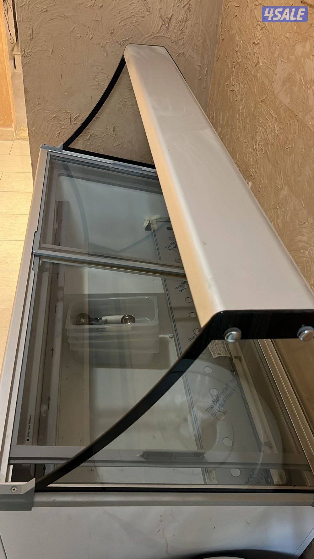 فريزر لعرض الايسكريم ( او اي استخدامات أخرى )0