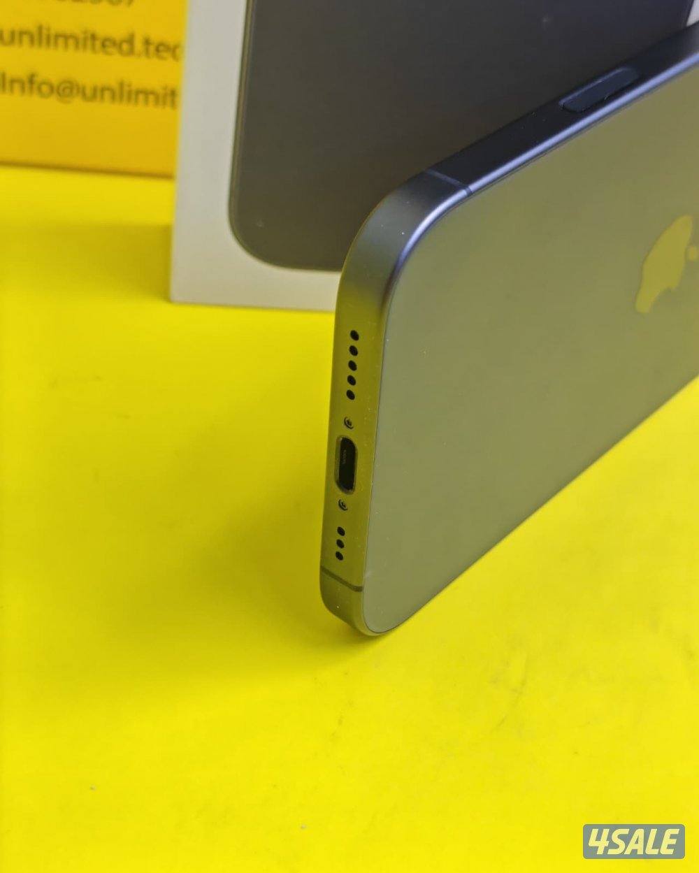 ايفون 17 أسود مستعمل كالجديد  100 % iPhone 17 256GB Black4