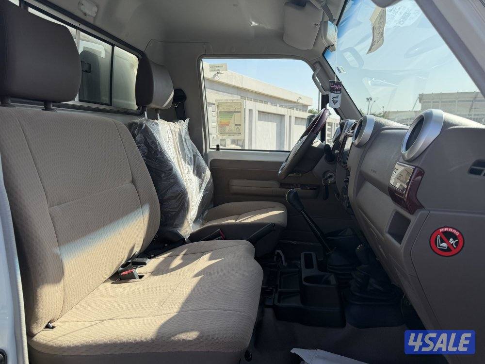 شاص (( اصفار )) بحاله نادره جدا موديل : 20196