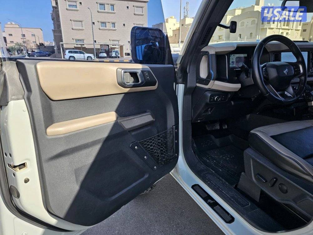 Ford Bronco wild truck  20218