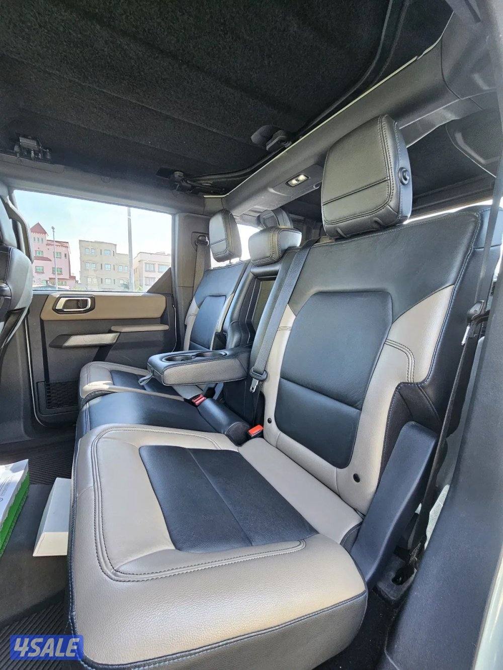 Ford Bronco wild truck  202110