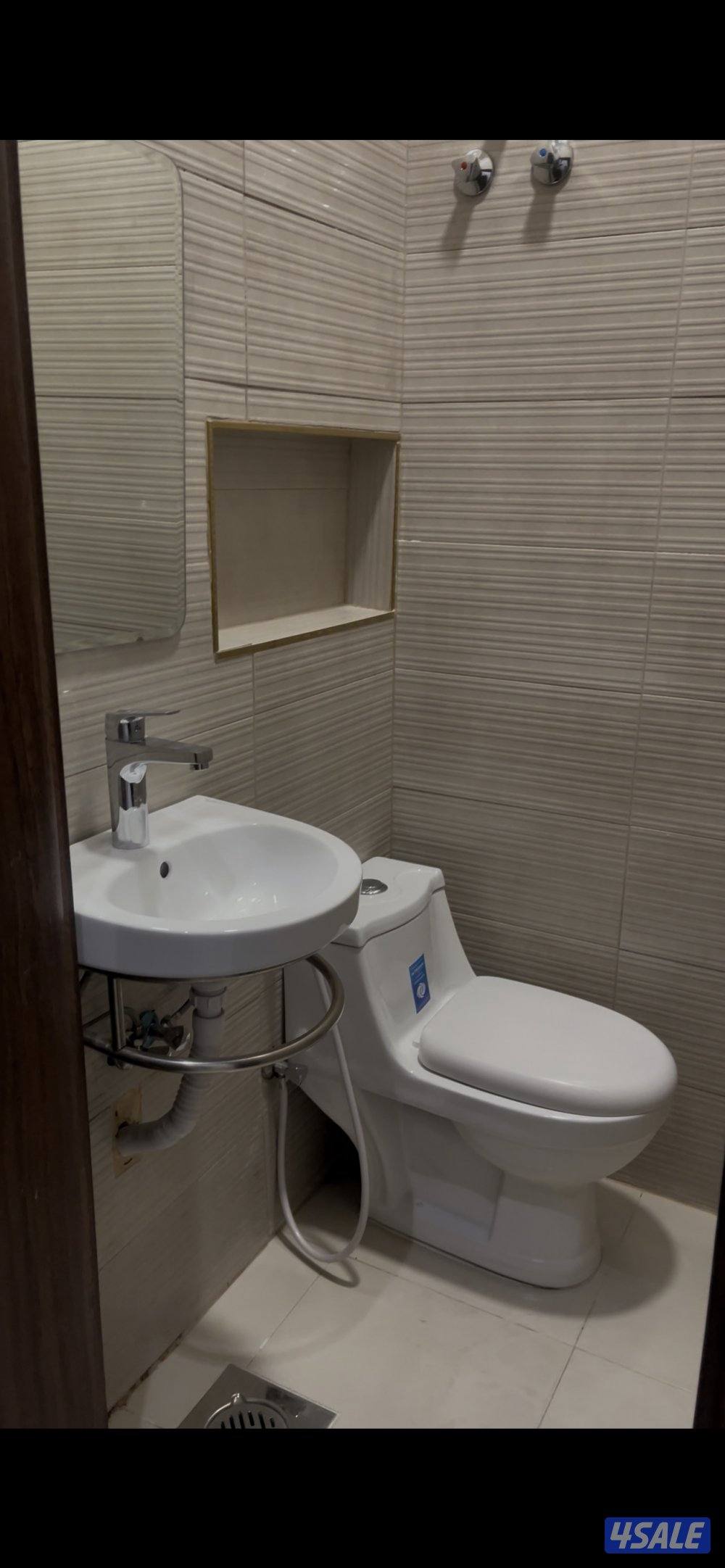 للإيجار شقه غرب عبدالله مبارك8