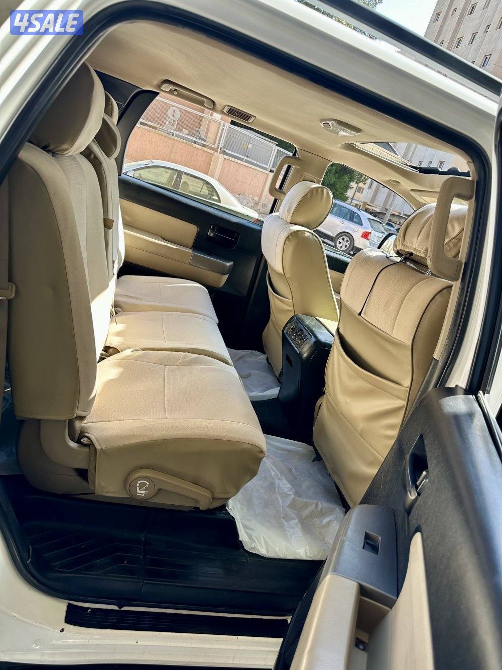 تويوتا سيكويا 2013 بحاله ممتازة5