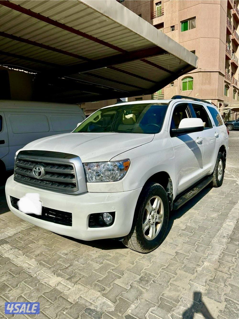 تويوتا سيكويا 2013 بحاله ممتازة9