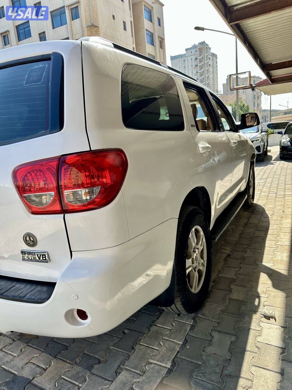 تويوتا سيكويا 2013 بحاله ممتازة10