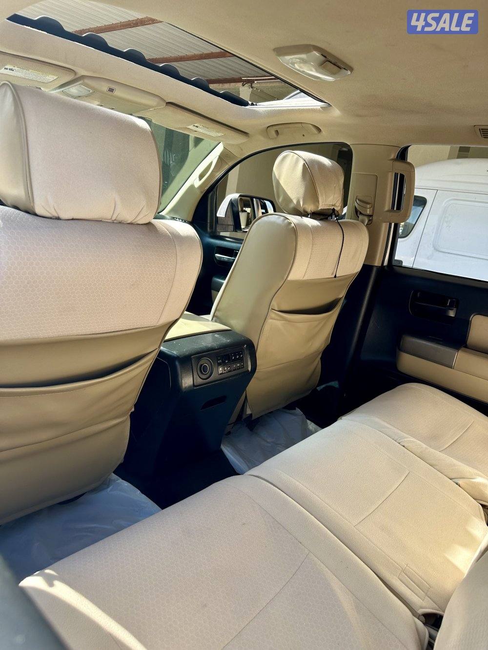 تويوتا سيكويا 2013 بحاله ممتازة13