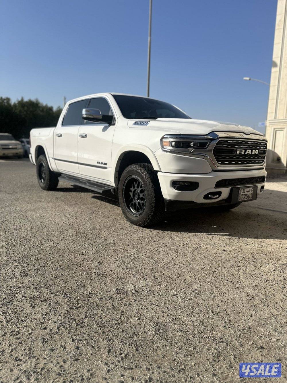 رام لميتد ابيض من داخل اسود فل اوبشن ماشي 1003