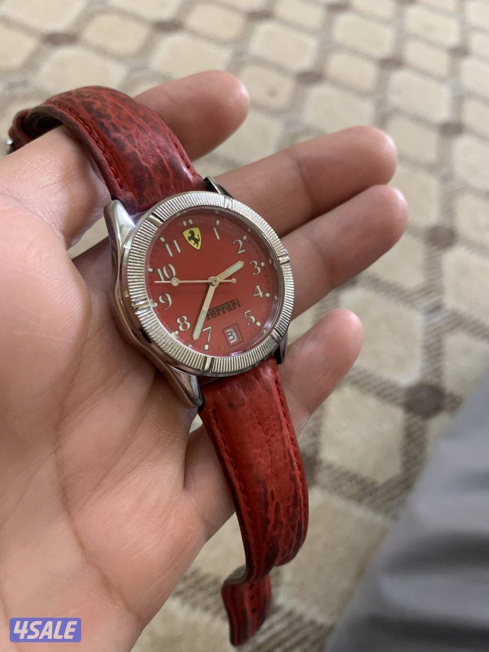 ساعة فراري1