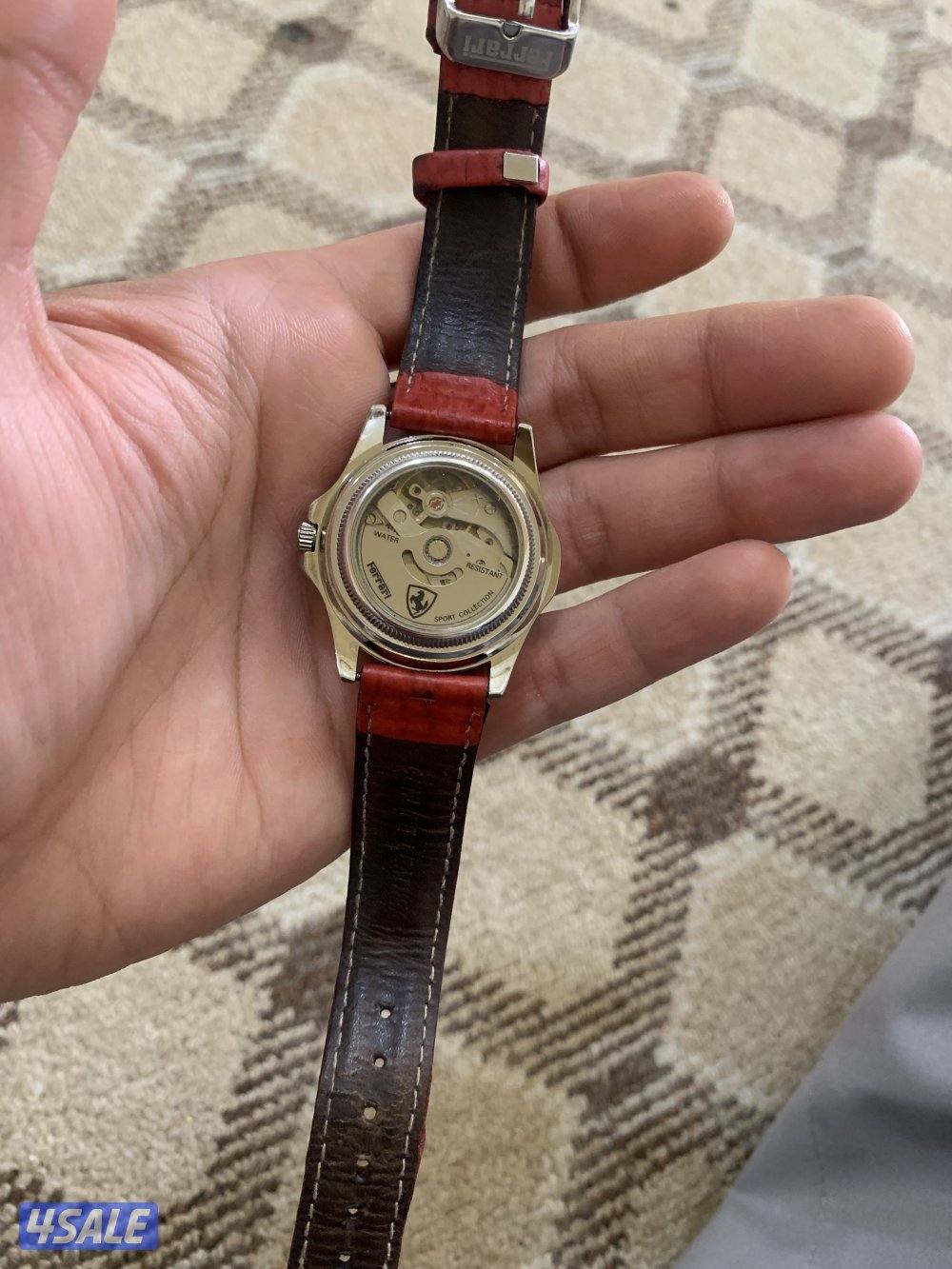 ساعة فراري4