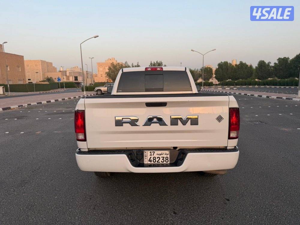 للبيع دوج رام 2019 صبغ الوكاله بيعه سريعه2