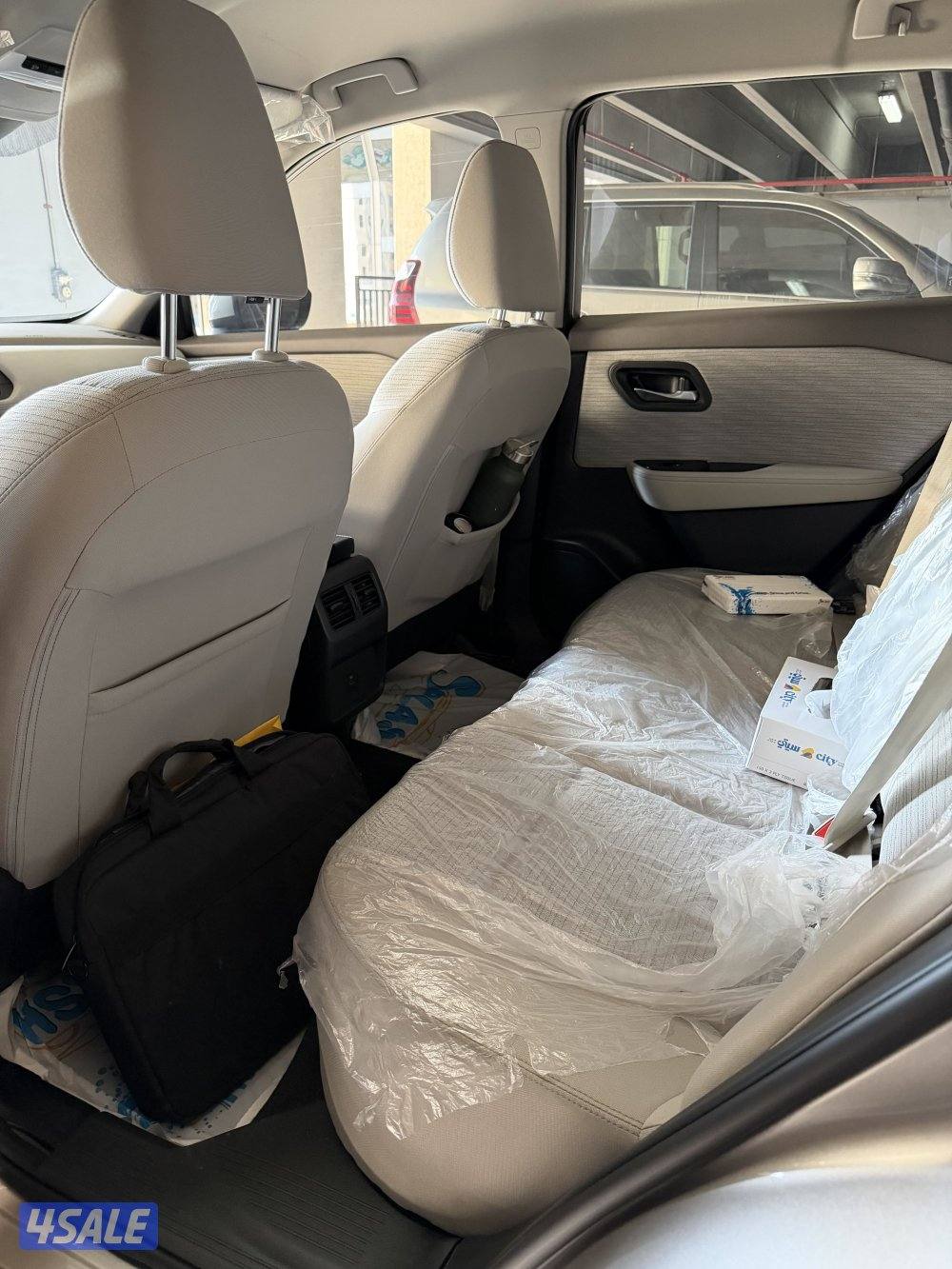 نيسان اكس تريل موديل ٢٠٢٥، ذهبي ممشى ١٦،٧٠٠. صبغ الوكالة ماعدا قطعة5