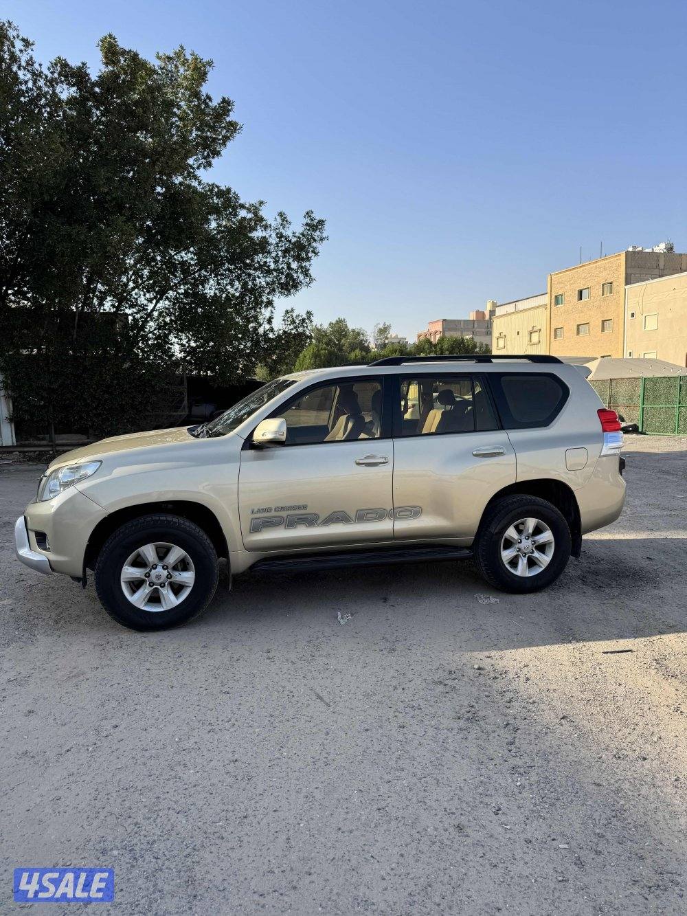 برادو 2013 كامل المواصفات ماعادا الفتحه ممشى 212الف شرط الفحص4