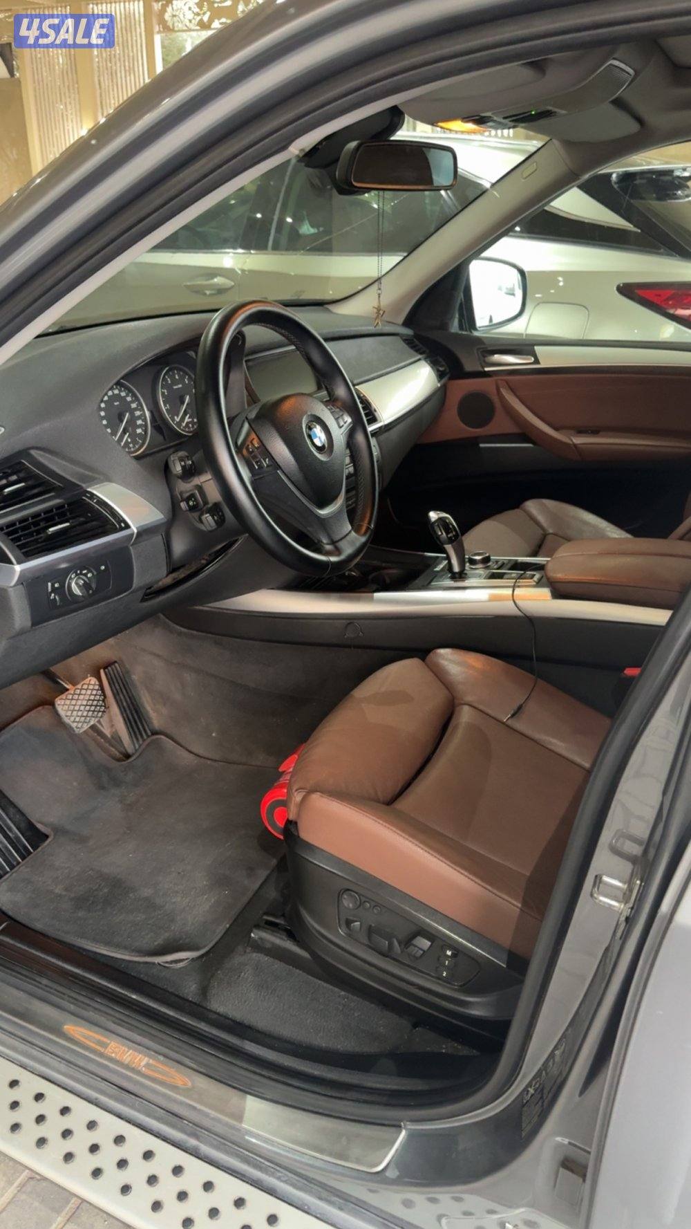 للبيع X5 موديل 2012 ماشي 240 الف درجه الاوله كامل المواصفات بحاله الوك5