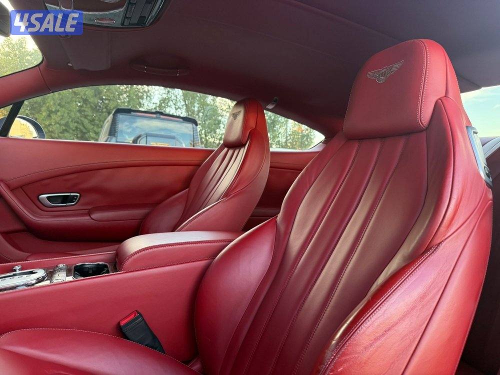 BENTLEY CONTINENTAL GT V8 _2015 صبغ الوكالة8