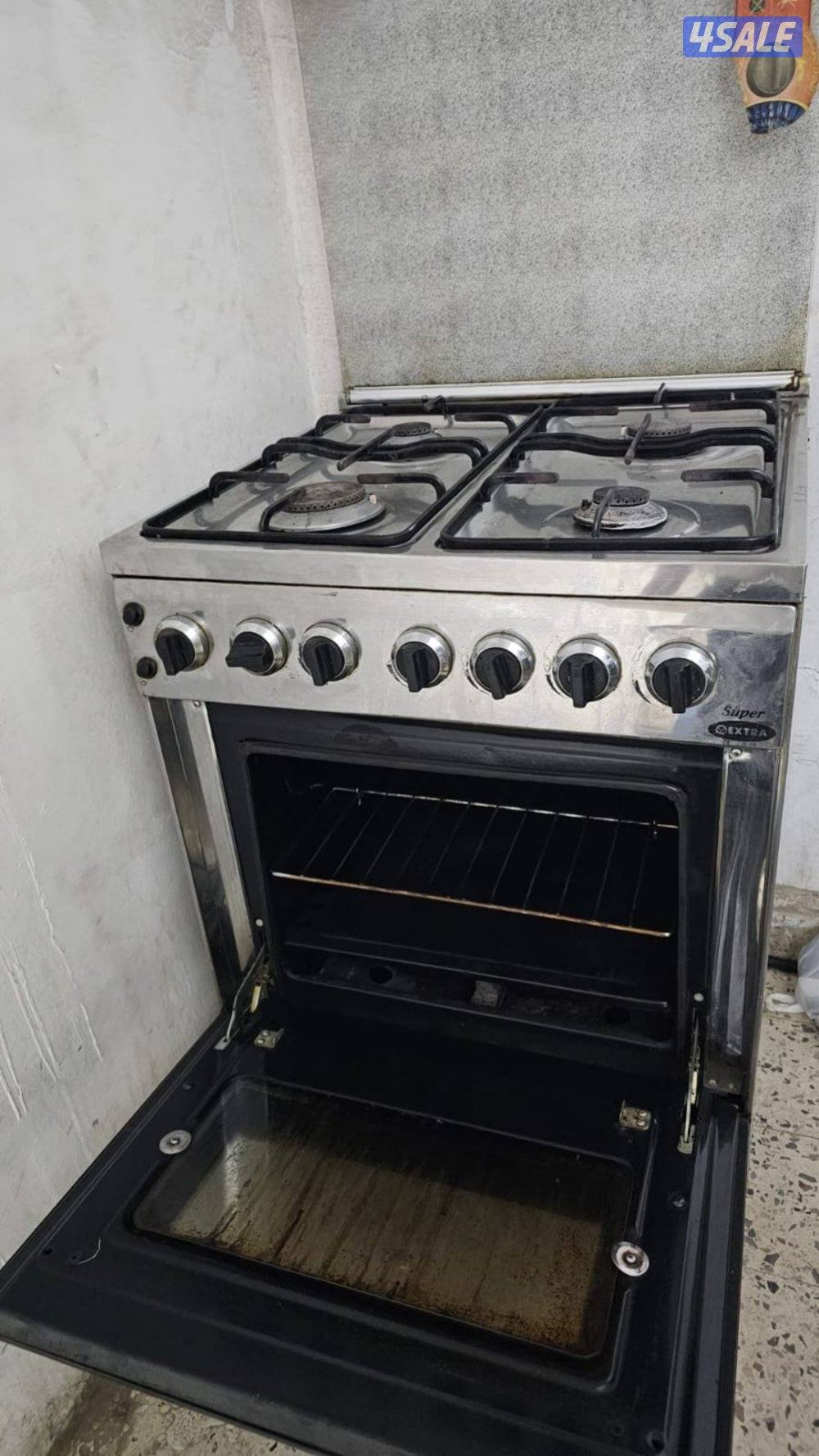 بيعه سريعة فرن غاز نظييف جداا0