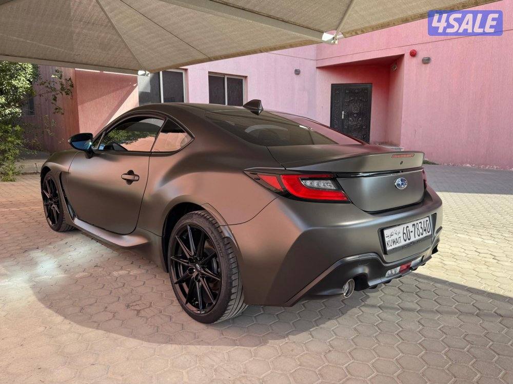 سوبارو BRZ 2022 عداد 18 الف بحالة وكالة3