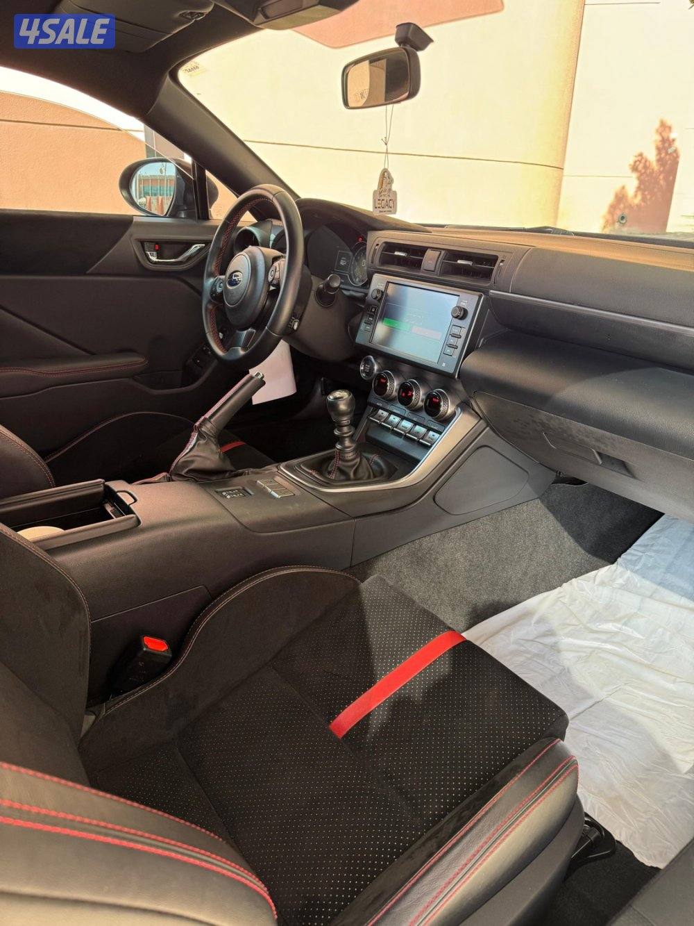 سوبارو BRZ 2022 عداد 18 الف بحالة وكالة8