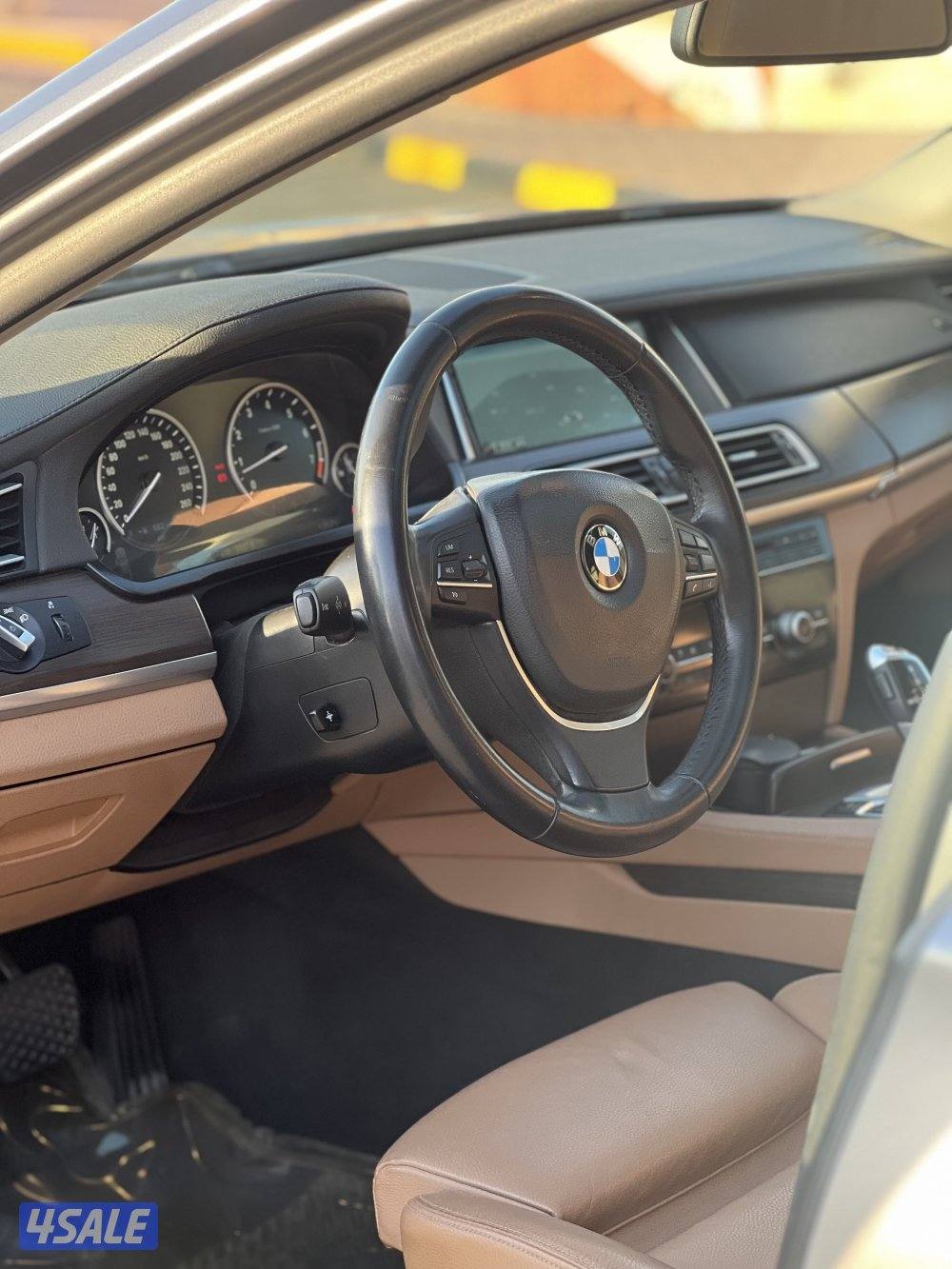 BMW 740 li3