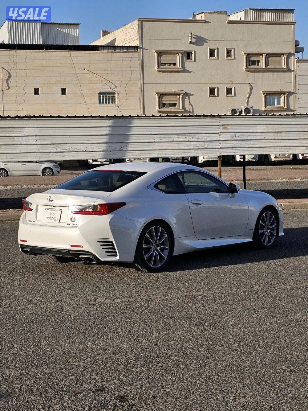 Lexus RC35011