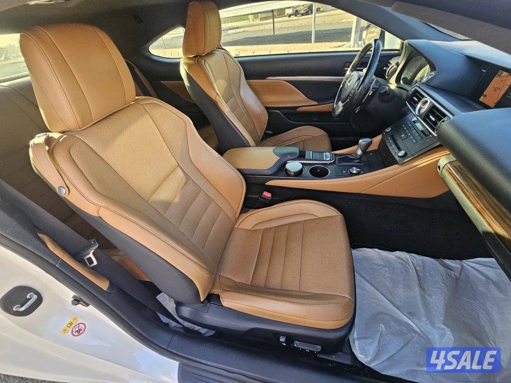 Lexus RC35015