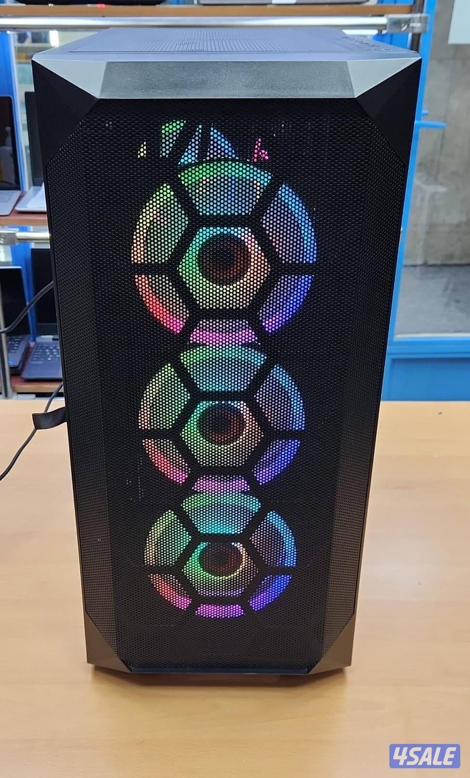 للبيع بي سيCore i7 14Gen /32GB ram/1TB SSD /4070RTX 12 GB كالجديد1