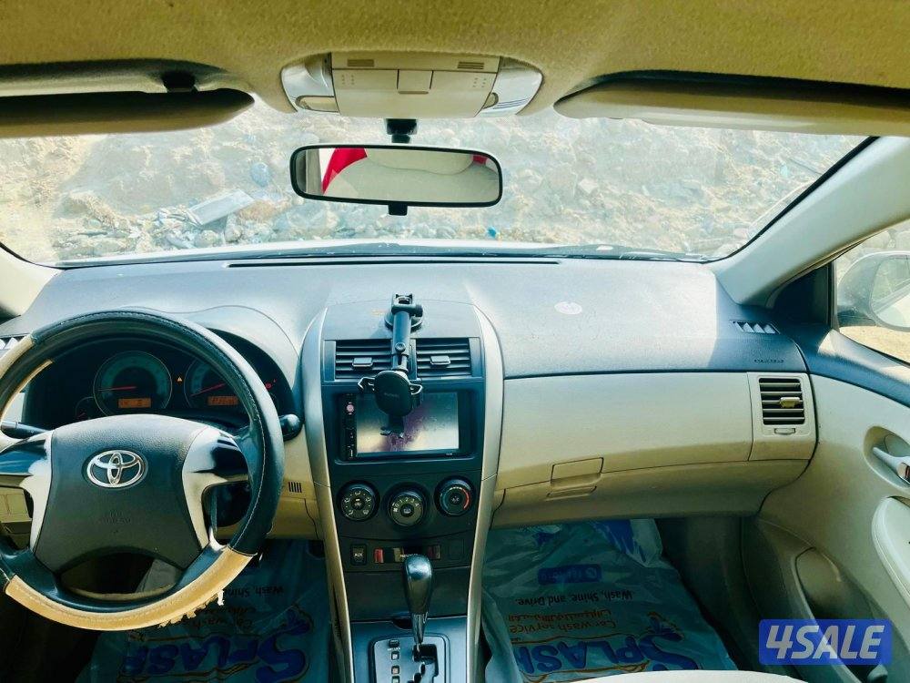 Toyota corolla 2013 in Hawally0