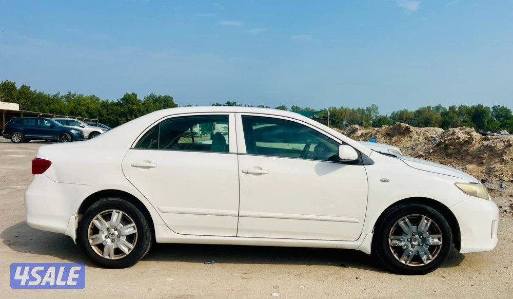 Toyota corolla 2013 in Hawally4