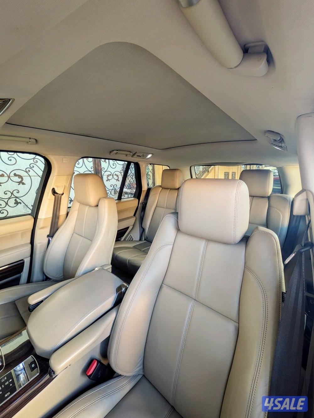 رنج روفر HSE بدون سوبر8