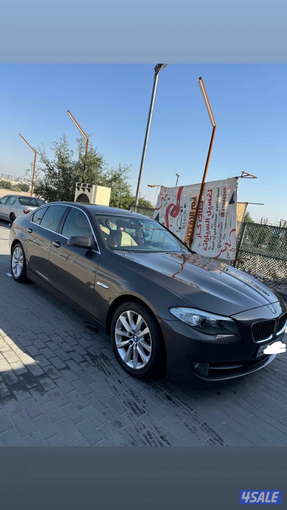 BMW 530iكامل المواصفات 6 سلندر فتحه جلد صبغ الوكاله شاشة كبيره نفقيشن0