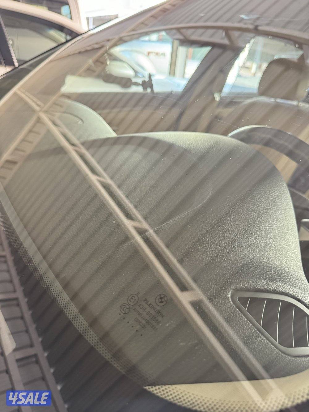 BMW 530iكامل المواصفات 6 سلندر فتحه جلد صبغ الوكاله شاشة كبيره نفقيشن5