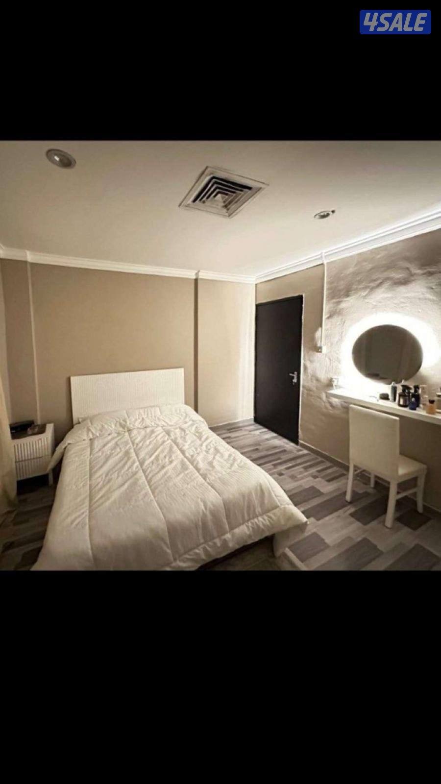 شقه اجار يومي قريبه من الساحلي (المنطقه العاشره)1