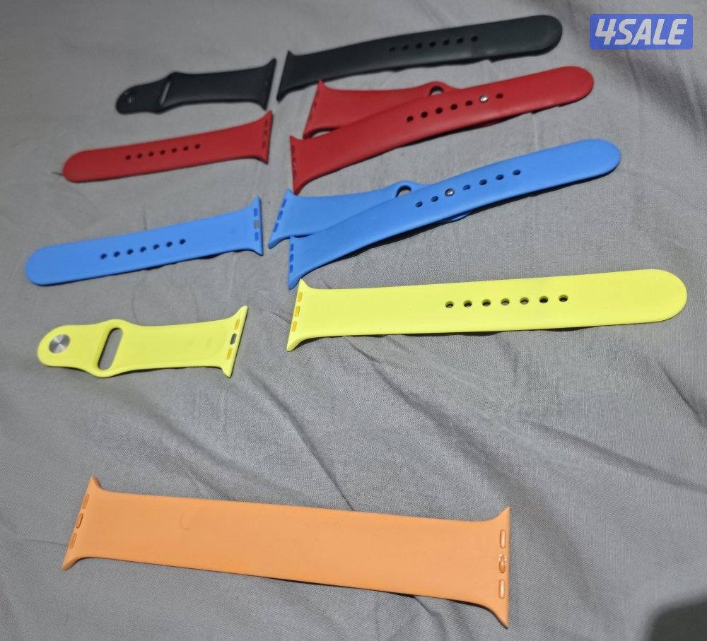 Apple Watch Series 9 GPS 45mm Aluminium + 5 Extra Bands3