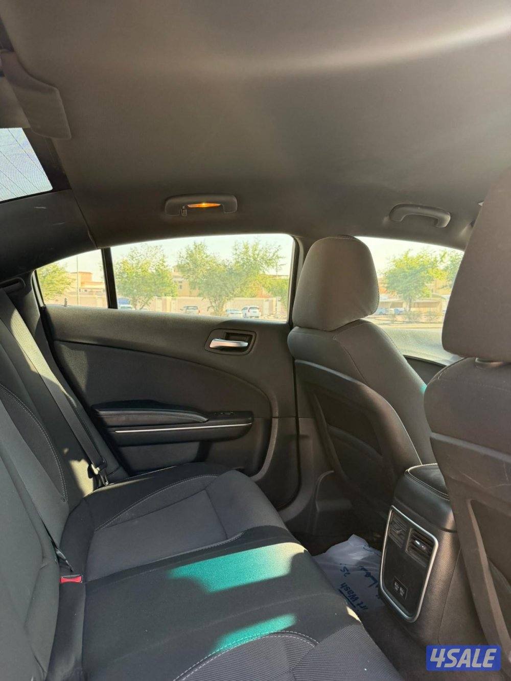 للبيع دوج تشارجر SXT4