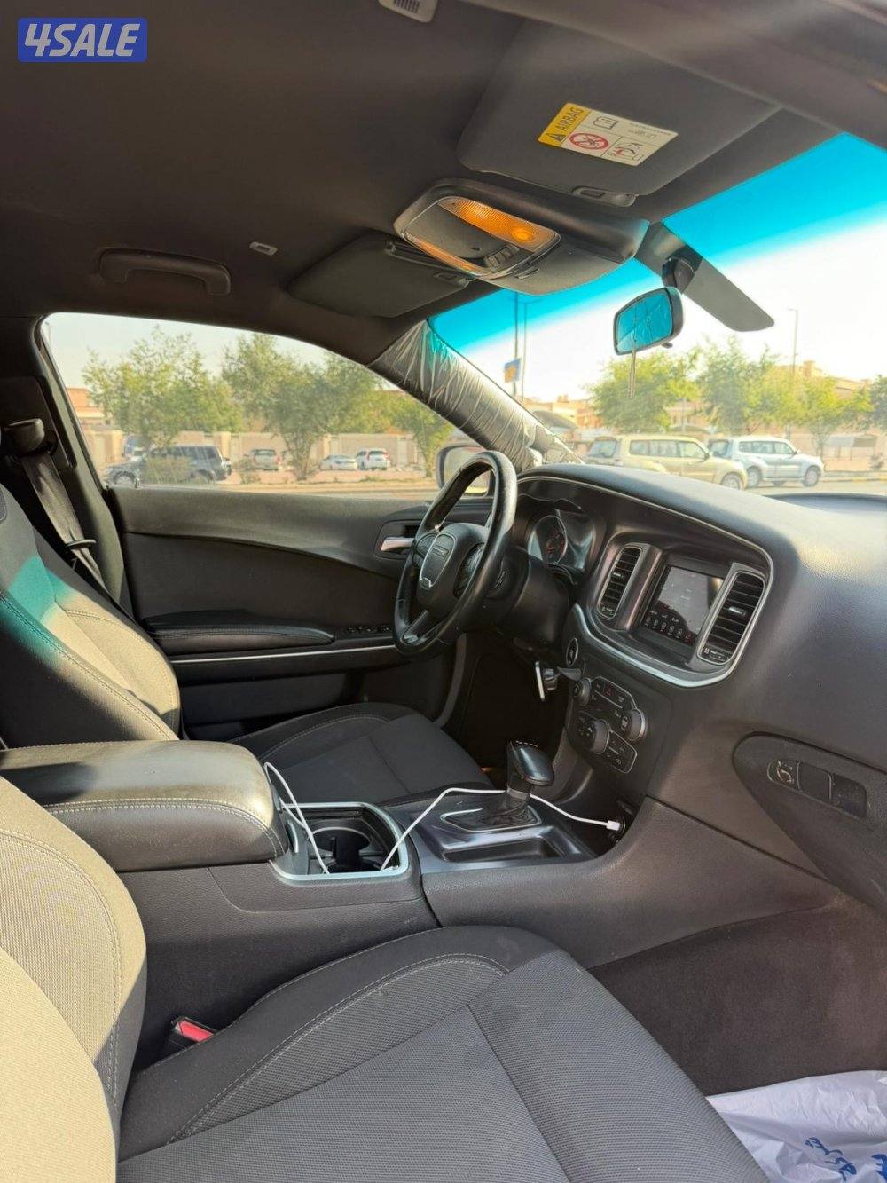 للبيع دوج تشارجر SXT5