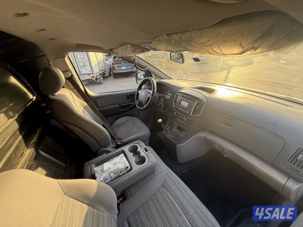 باص مقفل هيونداي h1 20215