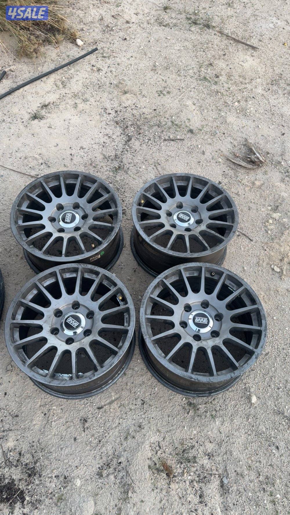 للبيع بوالين رنقات برايد 17 يركبون على وانيت0