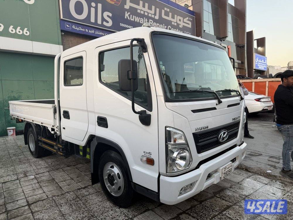 هاف لوري هيواندي MIGHTY موديل 2020 عداد 7 الاف كم شبه اصفار1