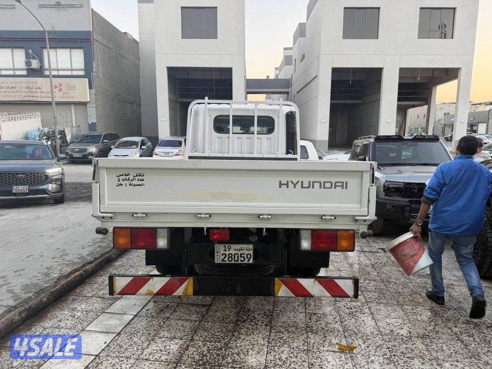 هاف لوري هيواندي MIGHTY موديل 2020 عداد 7 الاف كم شبه اصفار8