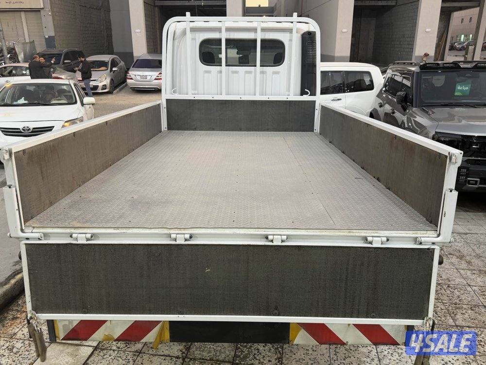 هاف لوري هيواندي MIGHTY موديل 2020 عداد 7 الاف كم شبه اصفار9