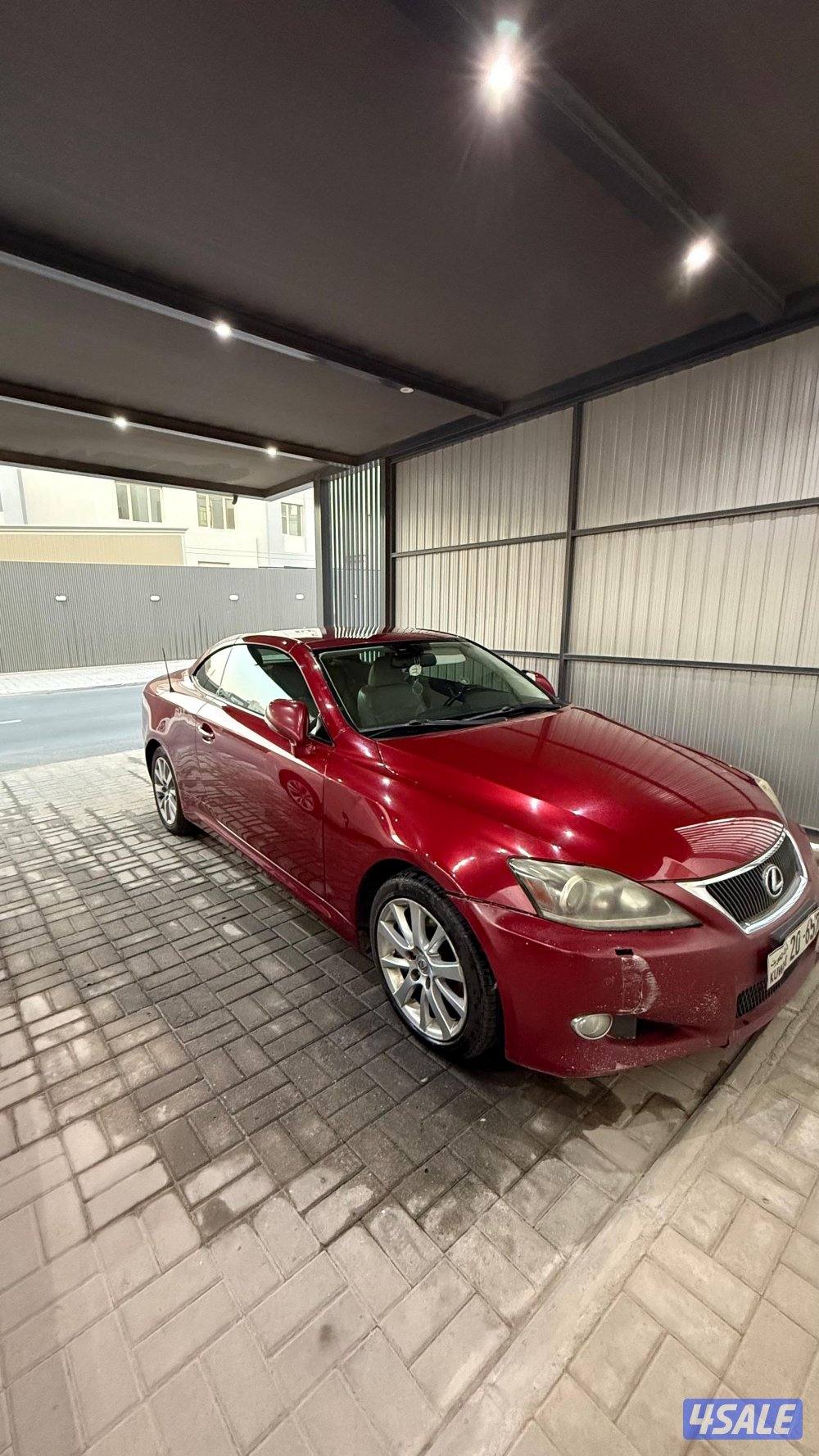 موديل 2011 - عداد 216000 - سيرفس وكاله ، السعر قابل للمساومة شرط الفحص0