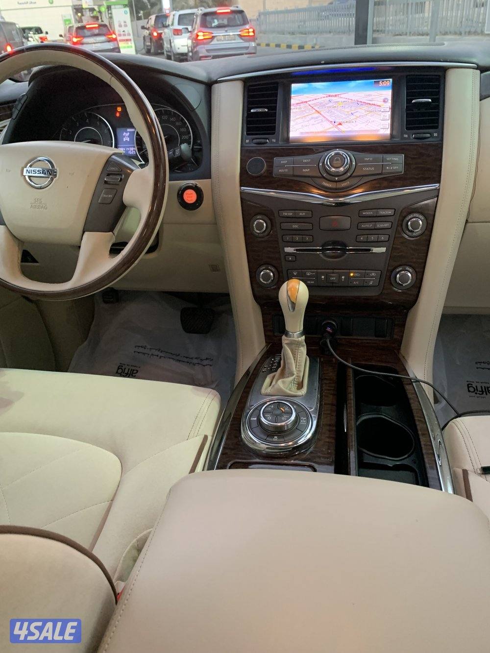 نيسان باترول موديل 2012 وارد الوكالة حجم الماكينة الصغيرة 3206