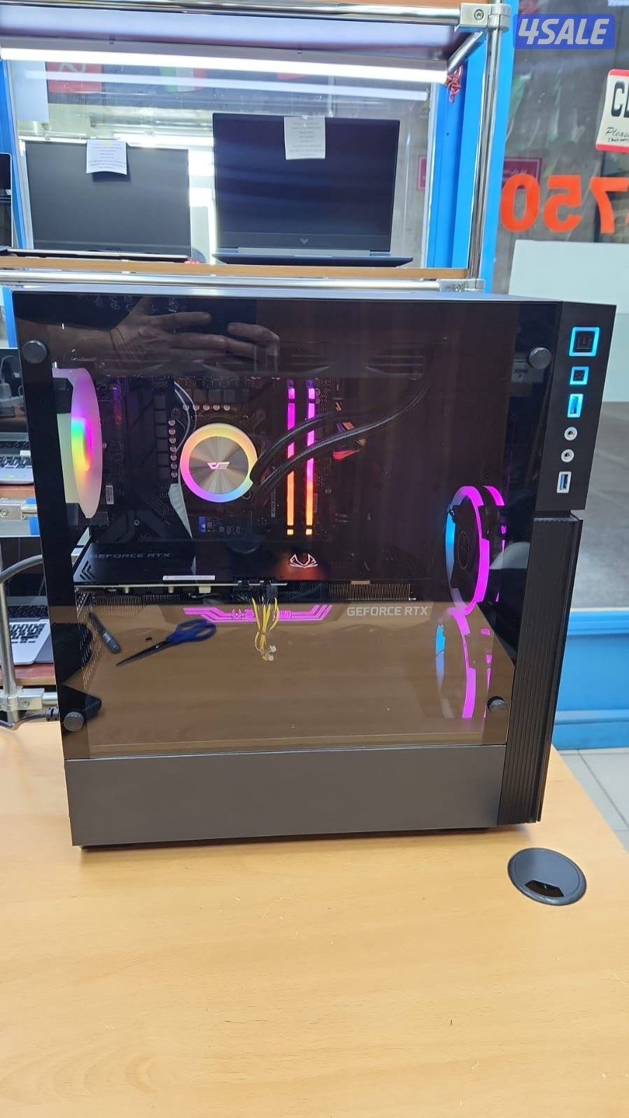 للبيع بي سيCore i5 14Gen /32GB ram/1TB ssdm.2Nvme +1TB HDD/3070Ti RTX4