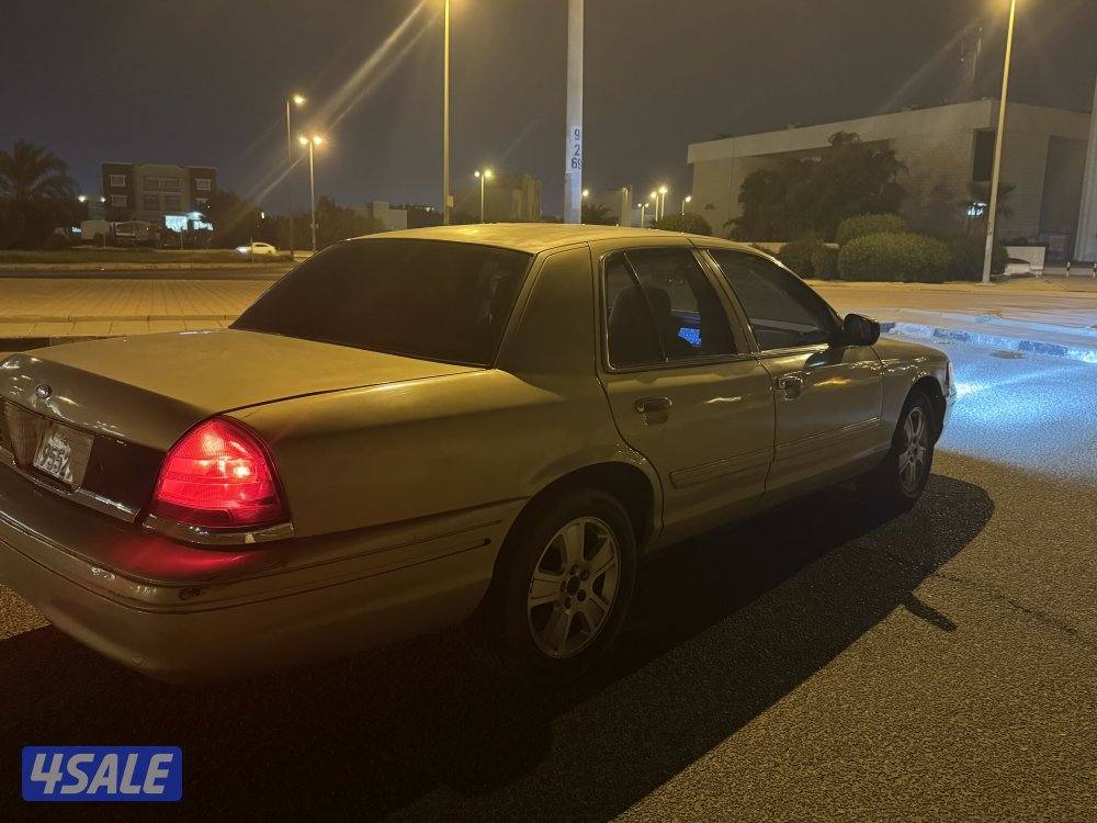 فورد فكتوريا2