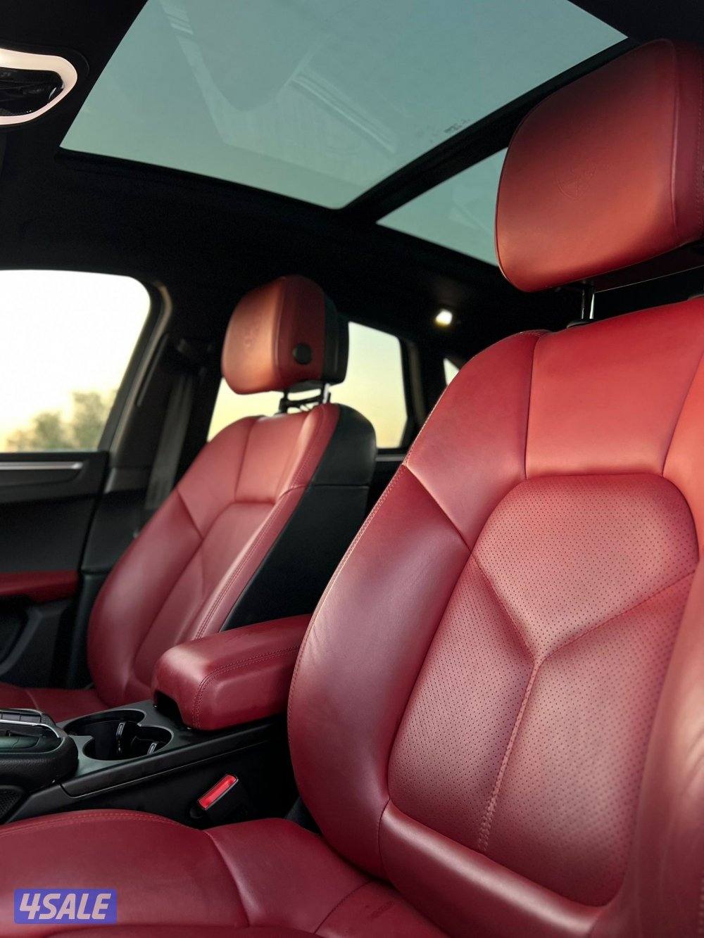 للبيع بورش ماكان موديل 2020 ماشي 67 الف فقط9