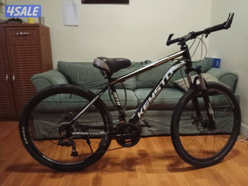 دراجة هوائة مقاس 27 الومنيوم حالة ممتازة0