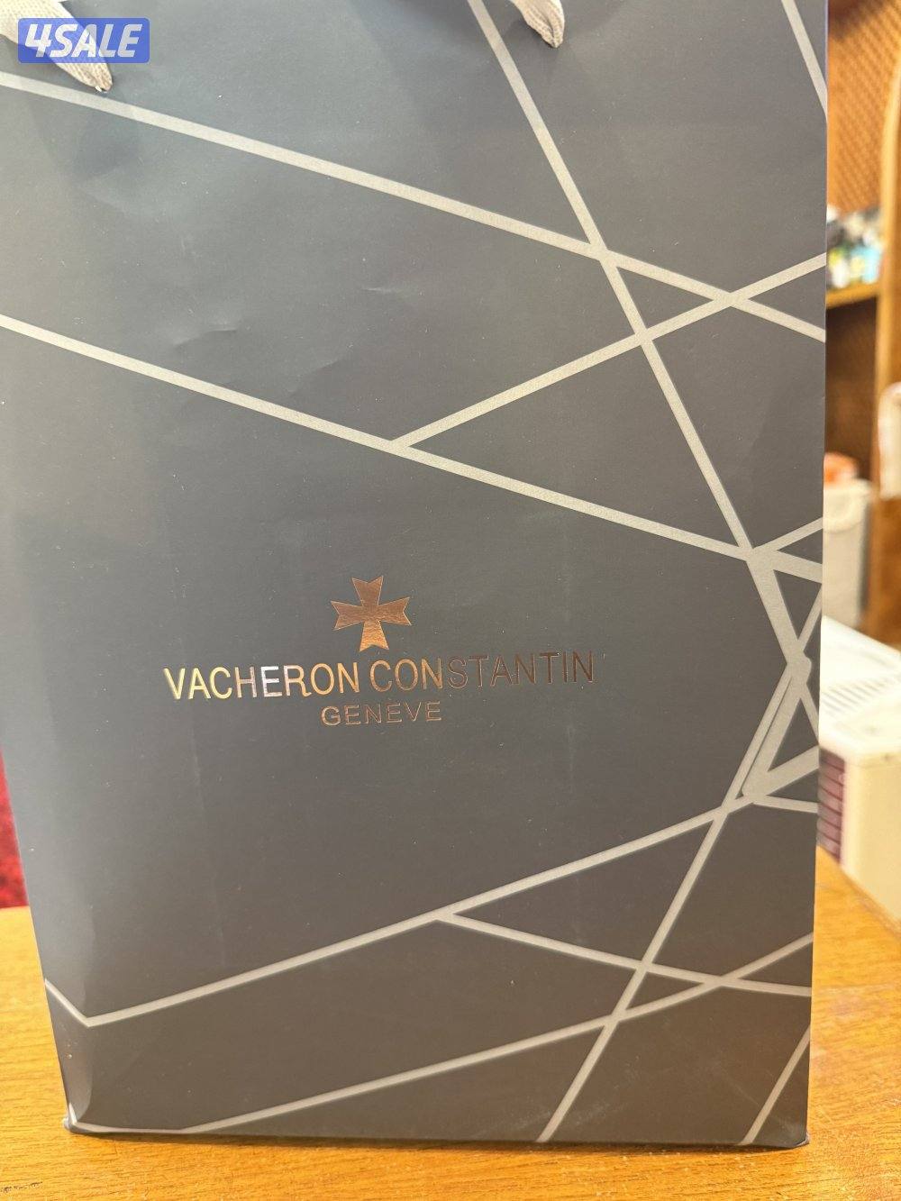 فاشرون كونستانتين لون اسود ماستر كوبي4