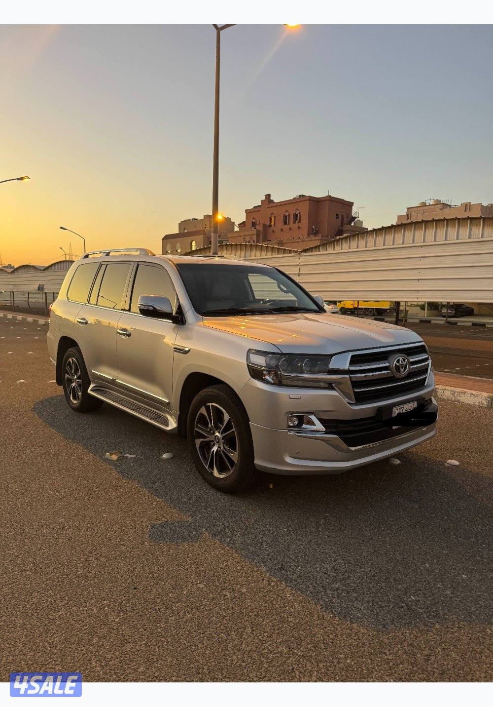 لاند كروزر  قراند تورينق 2020  عداد 56 الف  .0